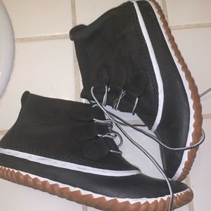 Size 8.5 women’s sorel